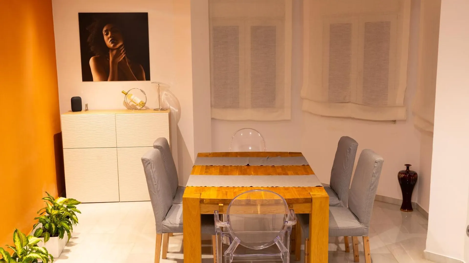Comfy Stylish Stay In Malaga Spain