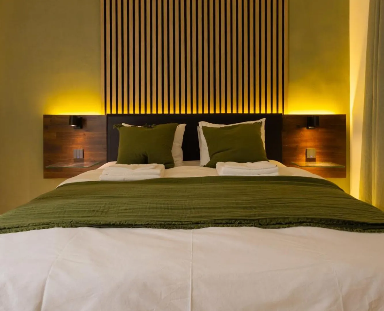 Comfy Stylish Stay In Malaga Spain