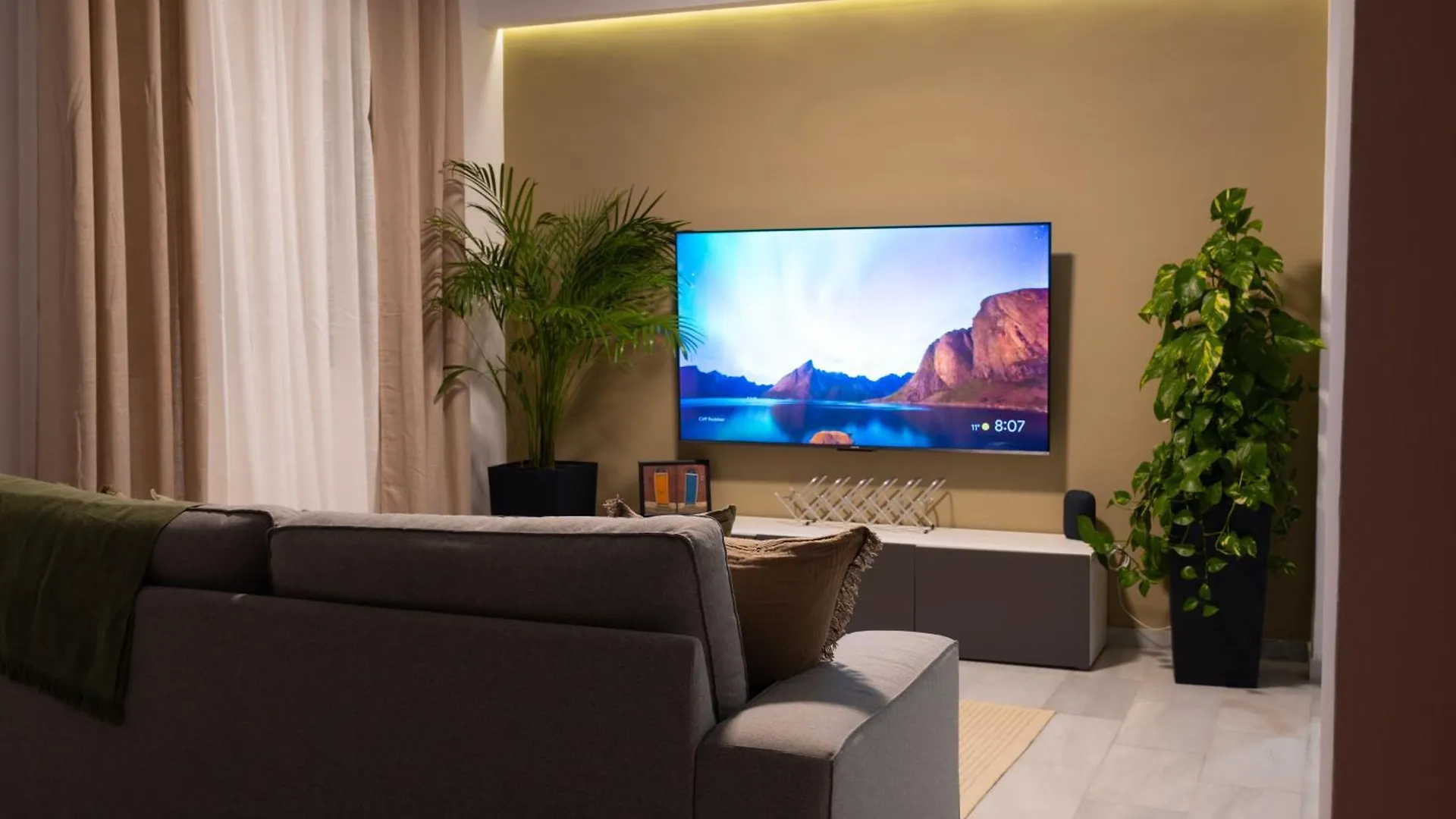 Comfy Stylish Stay In Malaga