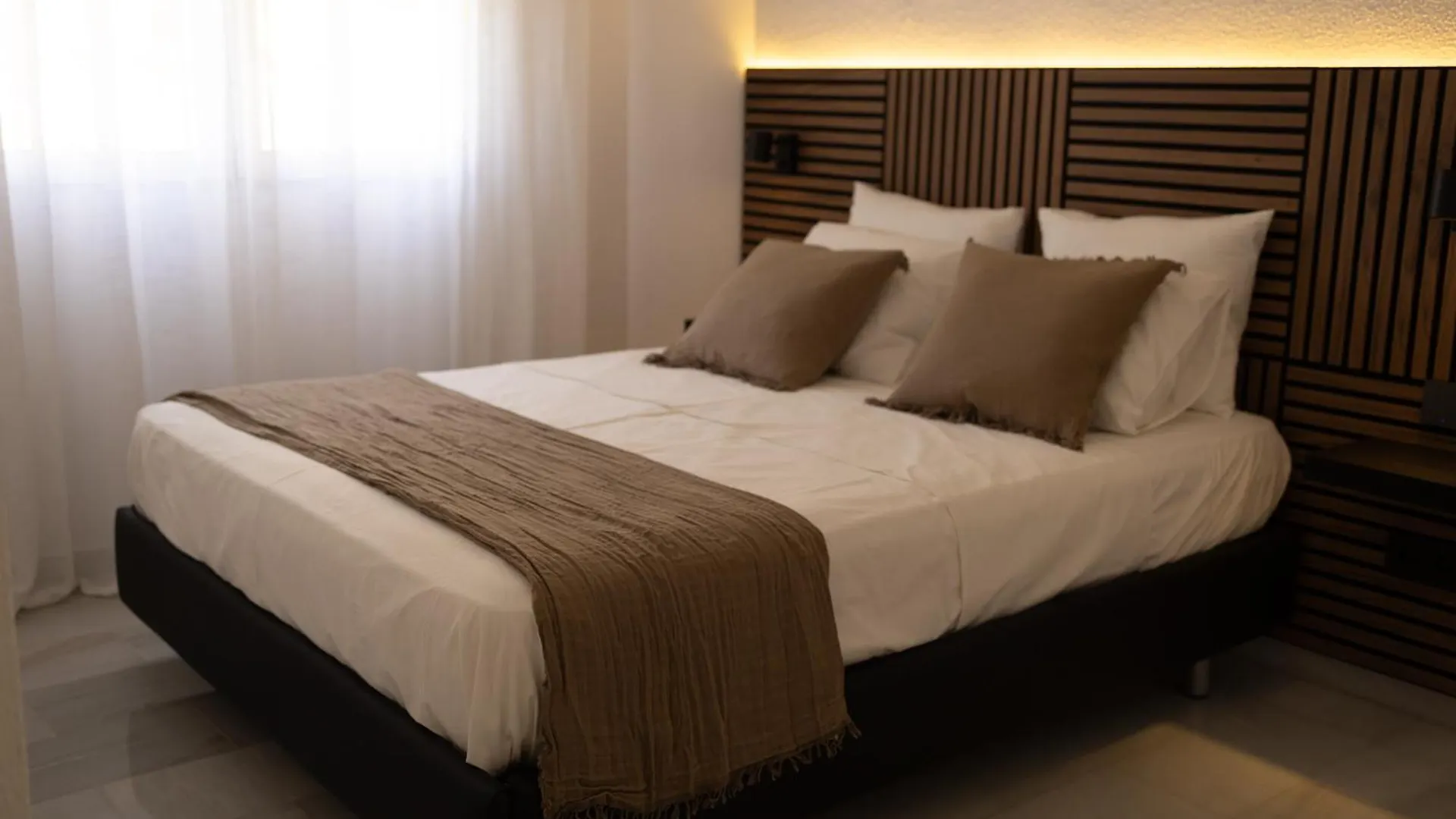 Apartment Comfy Stylish Stay In Malaga